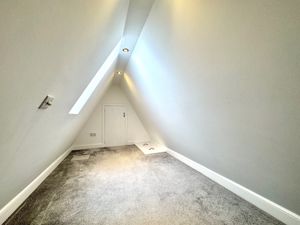 Photo 19- click for photo gallery